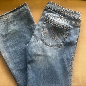 Silver jeans Tina Size 33/33